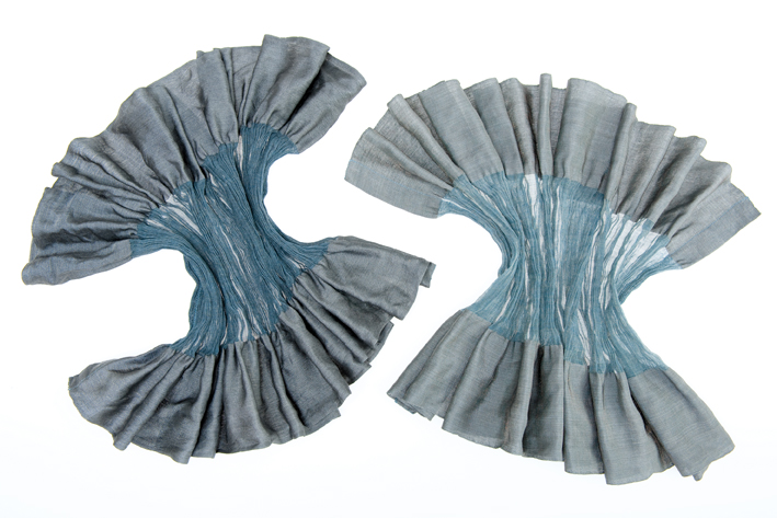 Crêpe fabric - silk, wool crêpe, steel, approx. 0.45 x 1.60 m